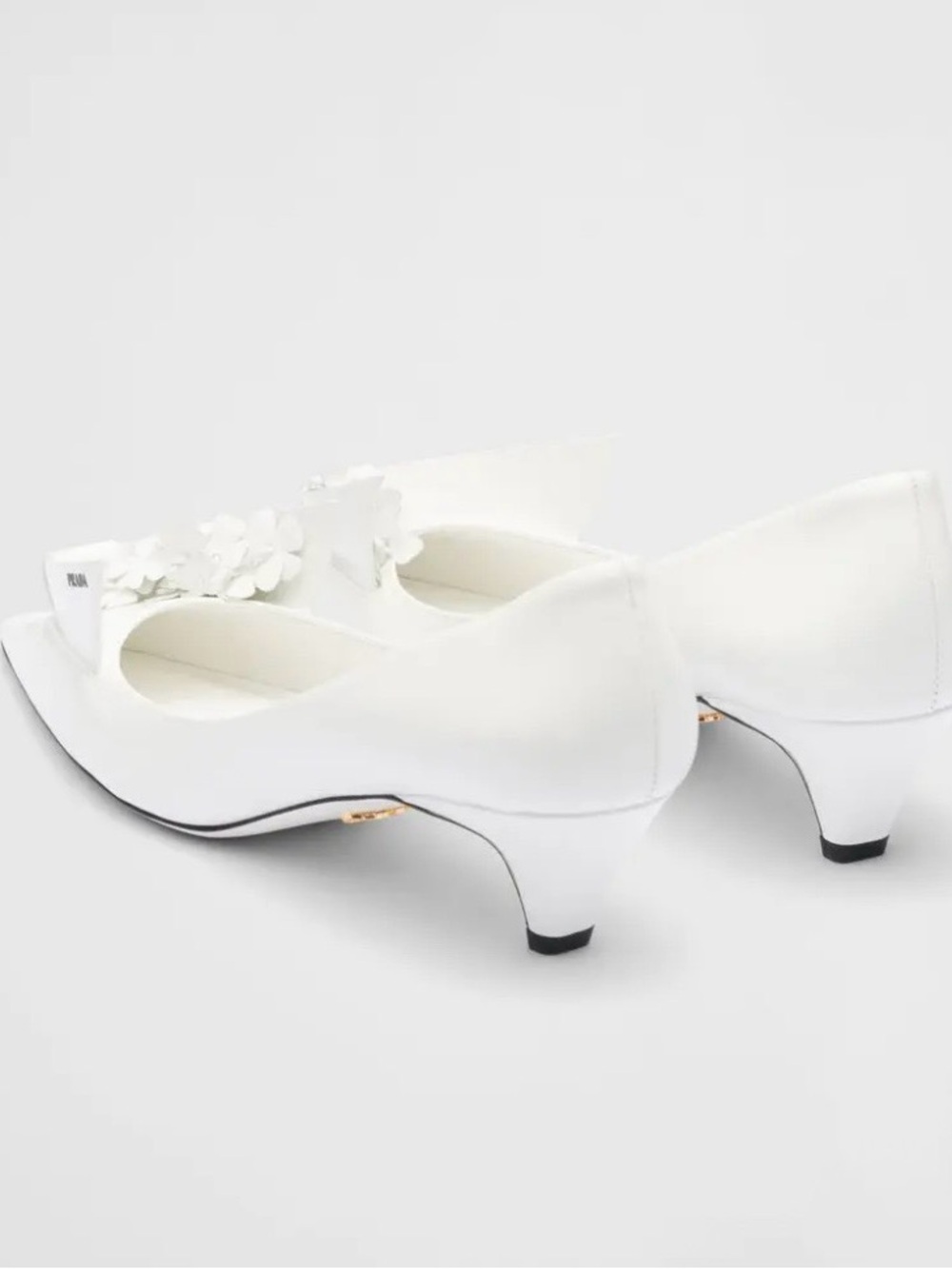 PRADA Bunny Brushed Leather Kitten Heel Pumps Floral Appliqués Size 39 White - Picture 4 of 10